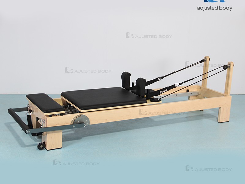 Maple Reformer with Patented Footbar — A001