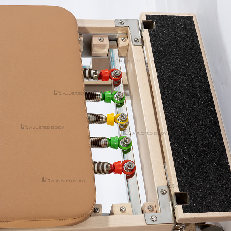 Maple Foldable Reformer — Wooden Feet — 1