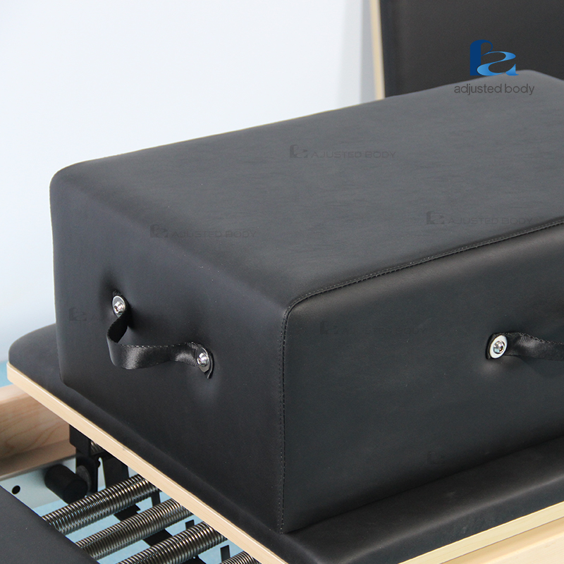 Maple Reformer with Patented Footbar — 4